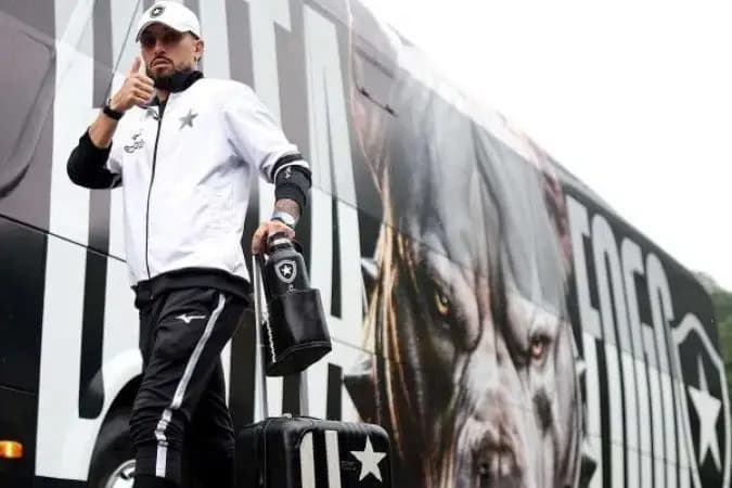 Botafogo cruza o país e inicia epopeia para encerrar martírio de 2026