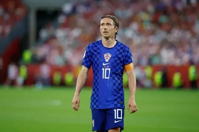Modric vê Croácia prejudicada em eliminação: "VAR não foi criado para isso"