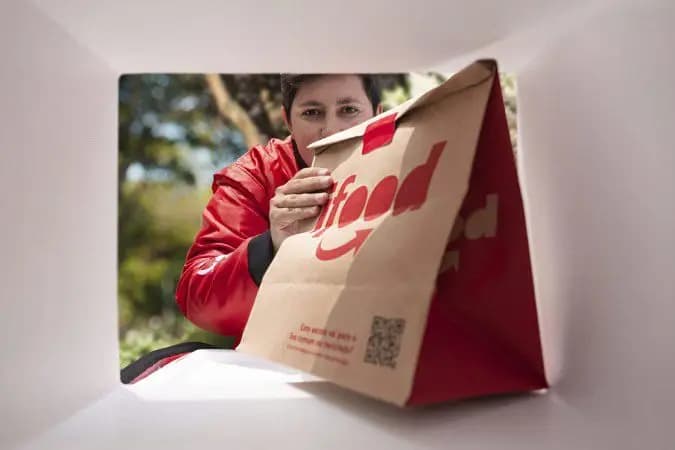 iFood cria programa para facilitar acesso de entregadores à casa própria