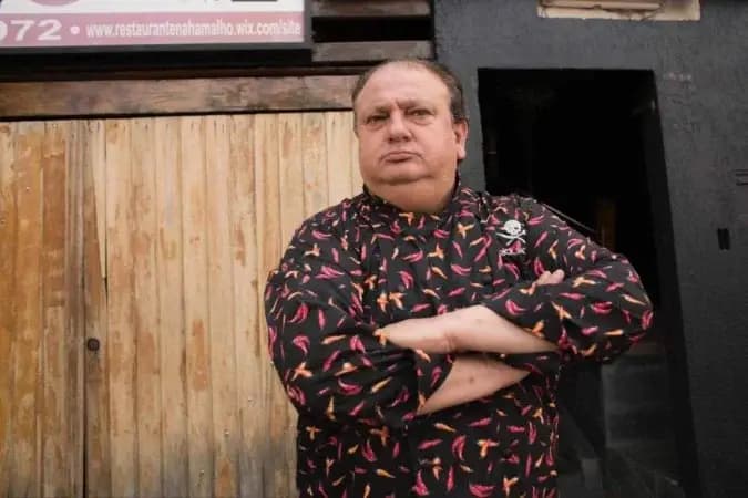 Erick Jacquin sofre assalto em táxi e faz alerta: "Gangue do quebra-vidro"