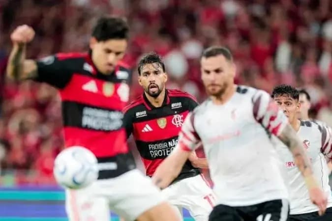 Estudiantes elimina o Flamengo nos pênaltis e vai à final da Libertadores