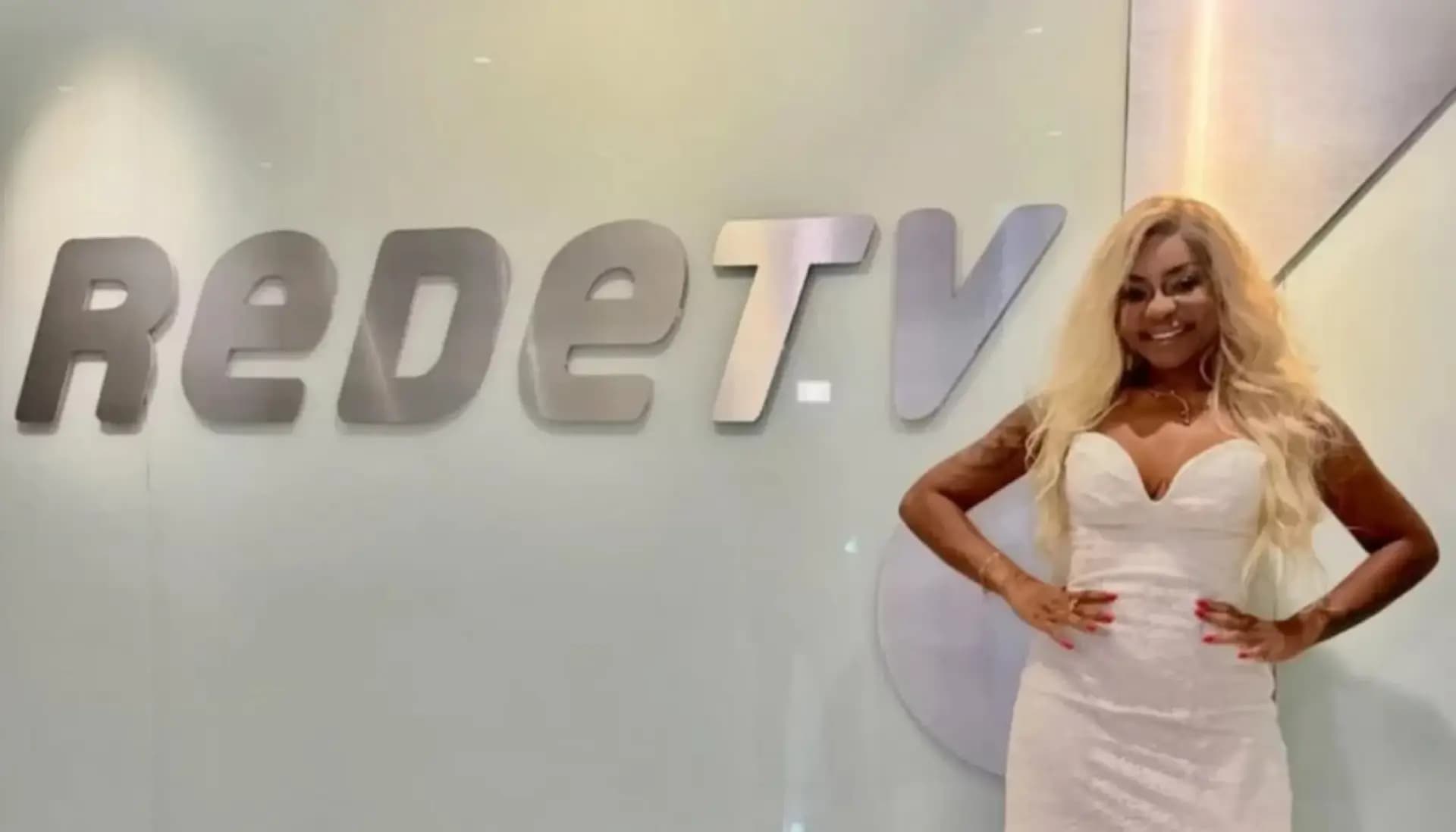 "Eu quem correu atrás", afirma Cariucha sobre contrato com RedeTV