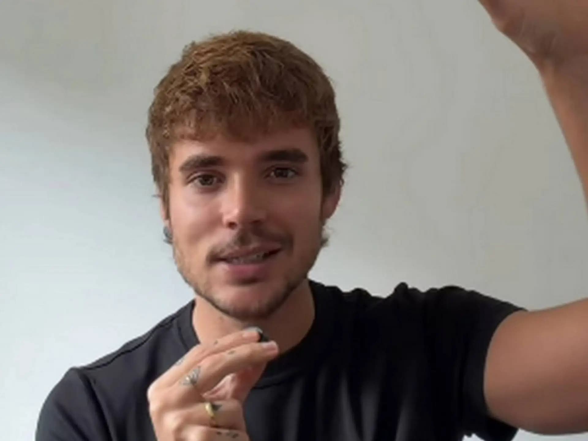João Lucas, marido de Sasha, reage a ataques sobre ser ‘afeminado’: "Demonizam o feminino"