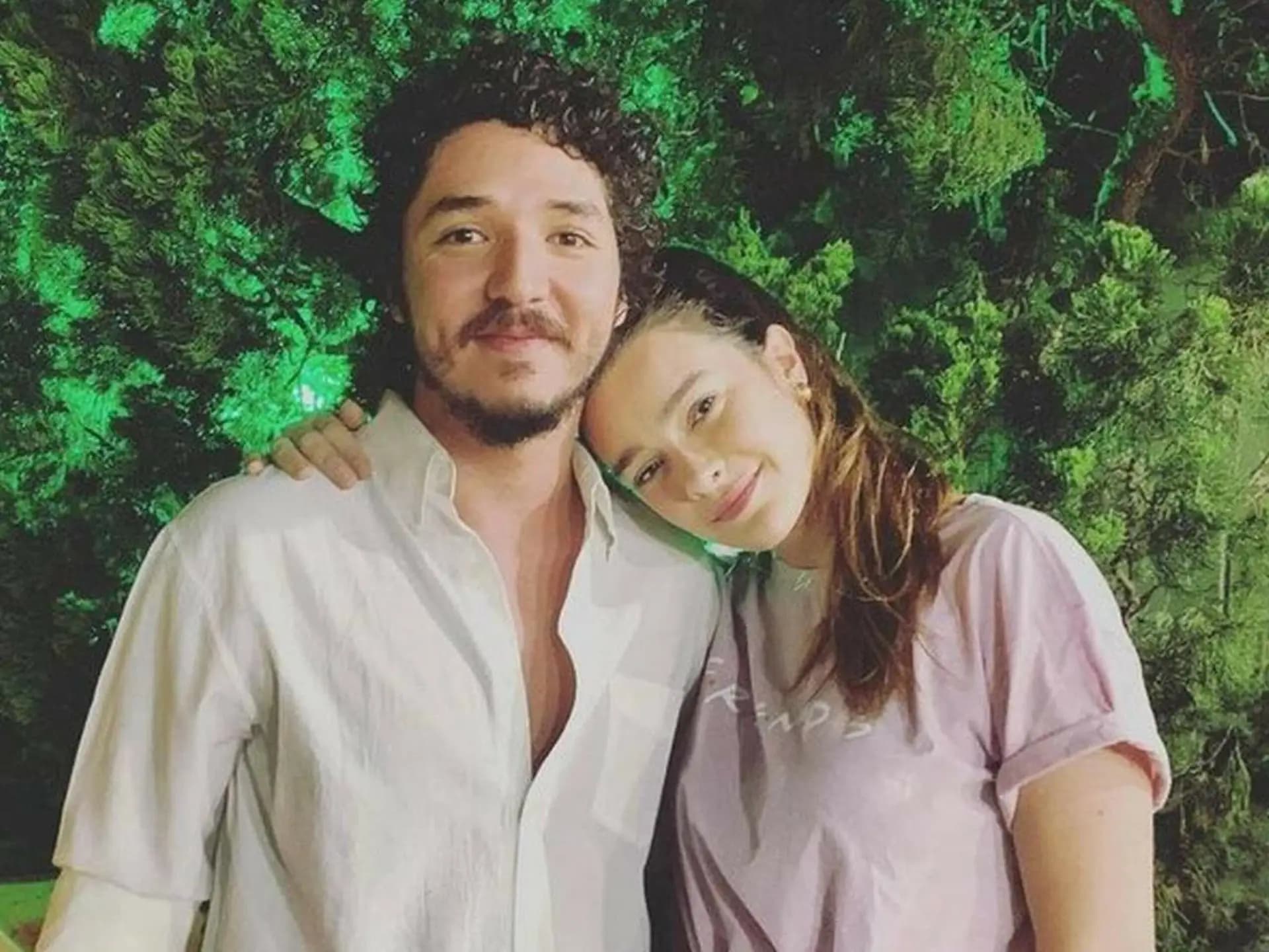 Mariana Molina fala sobre relação com ex-namorado após assumir affair com Iza