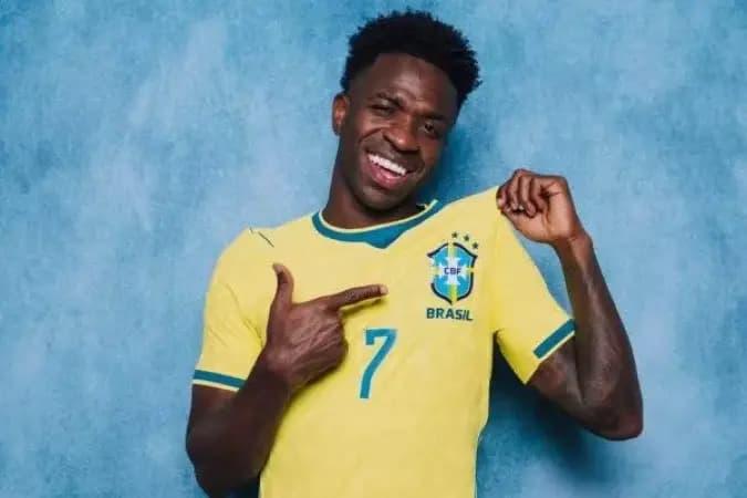 Site elege camisa do Brasil a segunda mais bonita da Copa