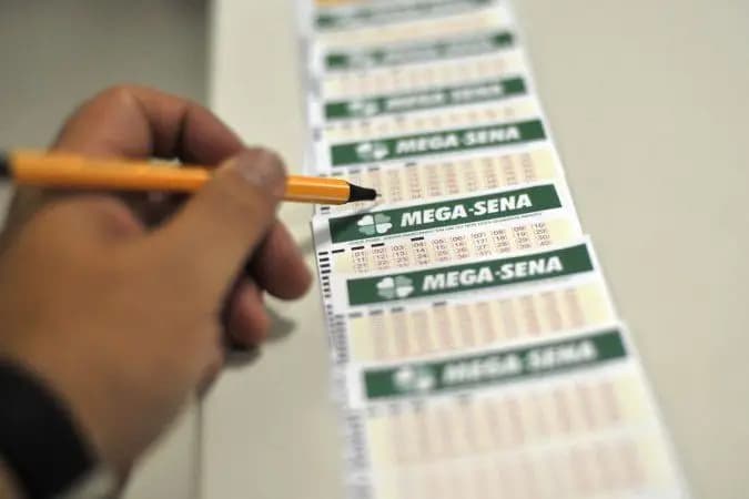 Mega-Sena acumula para R$ 70 milhões; confira números sorteados