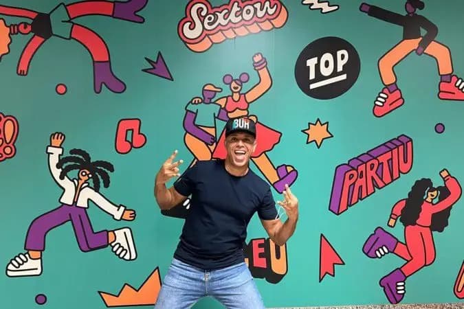 MC Koringa explica como fazia música usando um videogame no início da carreira