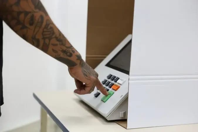 Horário de votação ampliado será apenas onde urnas não foram fechadas